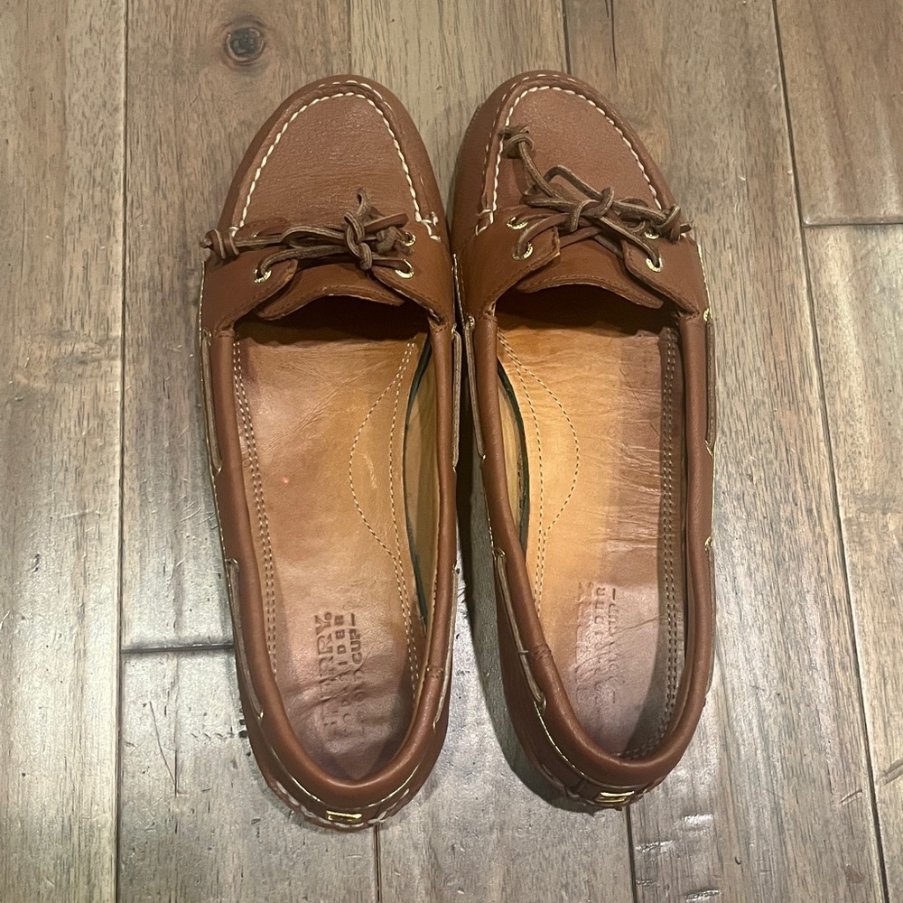 Sperry Top Sider Gold Cup Leather Loafer Boat Shoe Moccasin Women’s Size 9.5